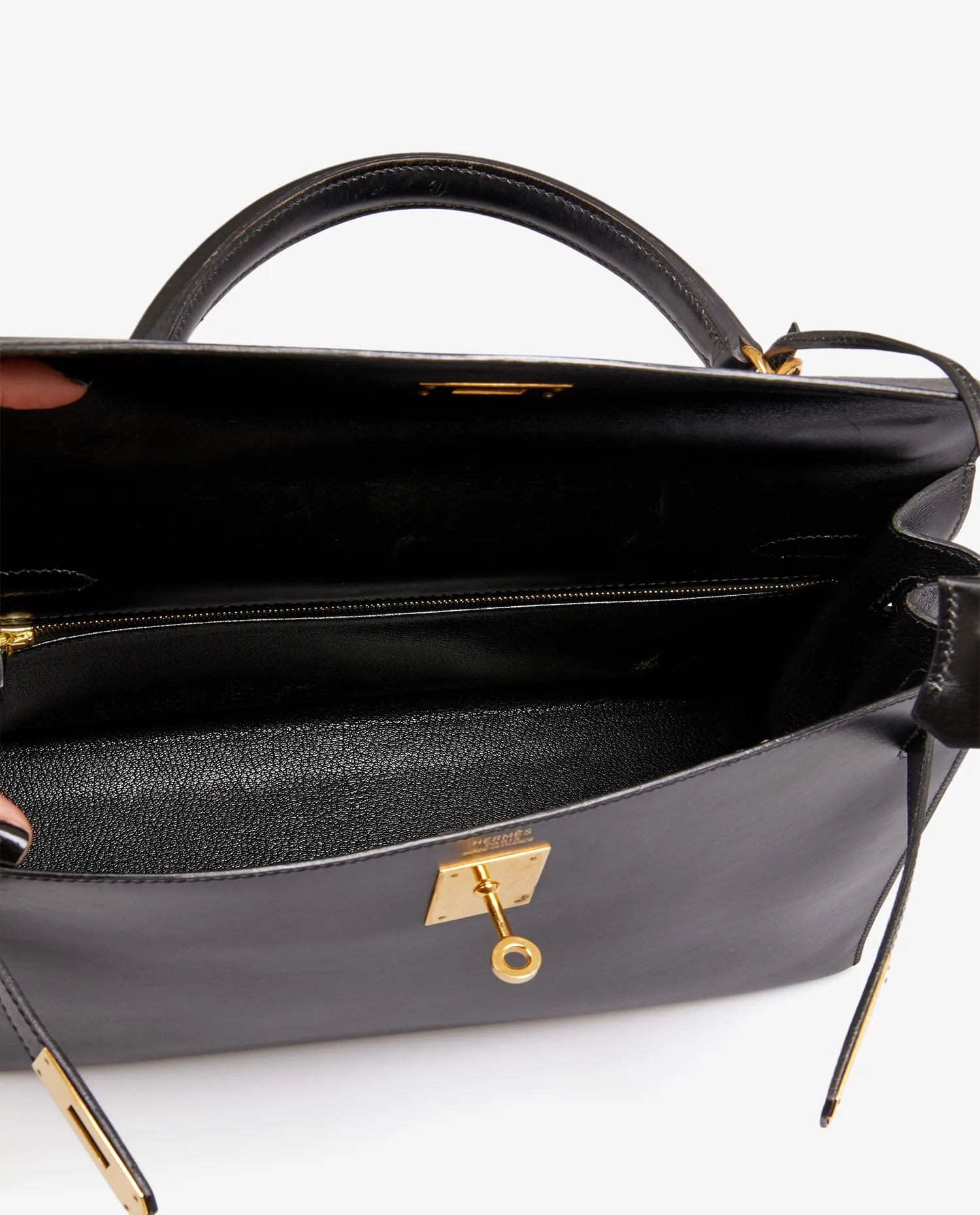 Sac Kelly II 32 Hermès sellier box noir vue de l'intérieur